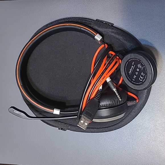 Jabra Evolve 40 Wired Headset HSC017 Professional - Picture 3 of 3